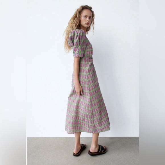 Zara Purple Plaid Puff Sleeve Midi Green/Pink Ruched Front Sz L - Picture 4 of 6